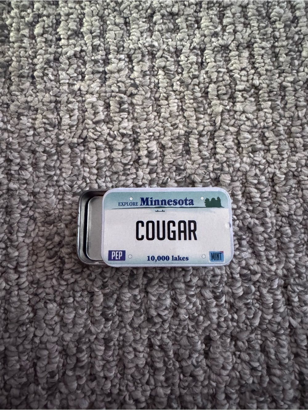 Cougar Tin Mint Case - Gray